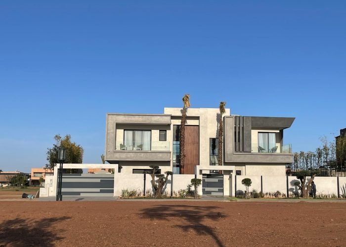 PHOTO-2022-11-16-20-08-061-scaled